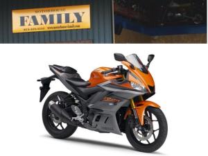 ヤマハ YZF−R25 最新モデル ビビットオレンジメタリック 新車